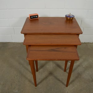 Vintage set of three nesting tables / mid century / modern / danish design | 60s