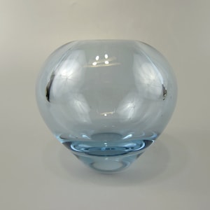 Vibtage glass vase / Holmegaard / Per Lütken / 15927 | Denmark | 60s
