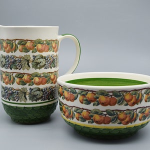 Villeroy and Boch Mettlach Parma Milk jug, Juice Jug and small serving bowl, 1960s