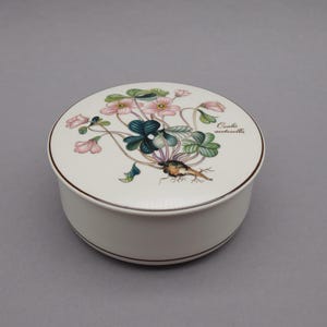 Villeroy and Boch Botanica Oxalis Acetosella, Wood Sorrel,  trinket box with lid,
