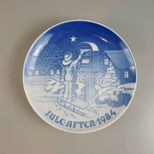 Vintage collection plate / Bing & Grondahl / Christmas Eve (Juleaften) / 1984 | Denmark | 80s