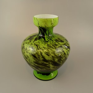 Vintage italian glass vase / Opaline Florence | Italy | 70s