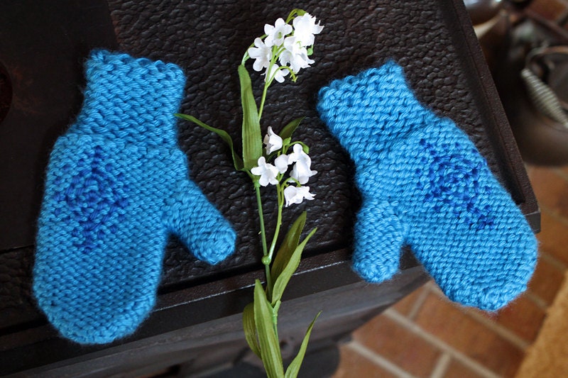 Knitting Pattern Anna's Frozen Mittens Snowflake Gloves Etsy