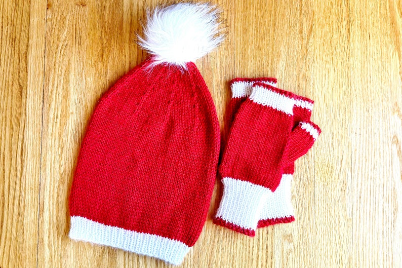 Santa Hat and Gloves for the Whole Family, a holiday knitting pattern from Liz Chandler @PurlsAndPixels.