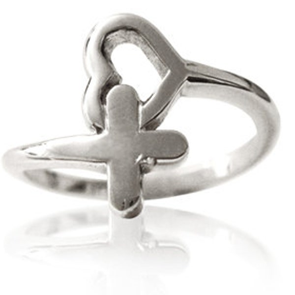 Girls Purity Ring Protected Heart in Sterling Silver - Free Ship