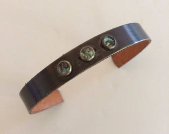 Elegant Abalone and Brass Bracelet