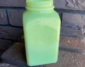 FREE SHIP Vintage Jadeite Jeanette Salt Square Shaker