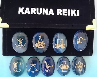 KARUNA Reiki Set, BLUE ONYX Karuna Runen, Komplette 9-teilige Onyx Kristall gravierte Karuna Symbol Runen mit Beutel, Weissagungsset