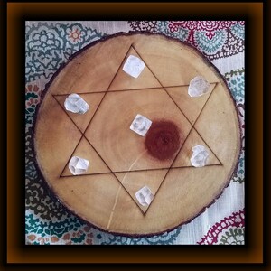 Apophyllite Crystal Grid Set: Star Engraved Wood Slice & Crystal Tips