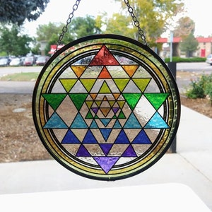 SRI YANTRA SUNCATCHER, Glass Suncatcher, Stained Glass Look Chakra Suncatcher, 6" Sacred Geometry Suncatcher,Sri Yantra