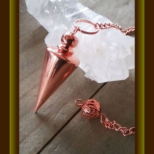 COPPER DOWSING PENDULUM, Professional Pendulum With Witness Chamber and Chain, Divination Pendulum, Copper Chamber Pendulum