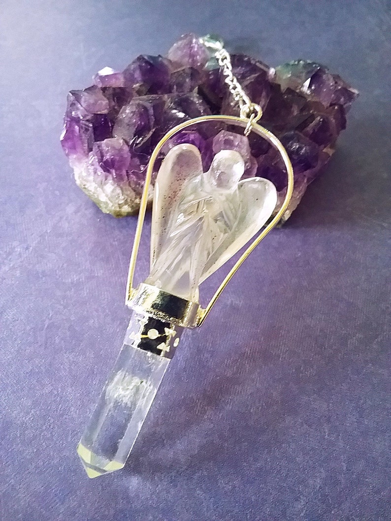 Engel hanger van gesneden kristalkwarts: extra grote zilveren ketting Silver Hoop Design