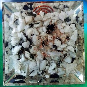 Orgone RAINBOW MOONSTONE Pyramid: With Copper Coil and Crystal Point, 100MM Reiki Pyramid, EmF Protection image 2