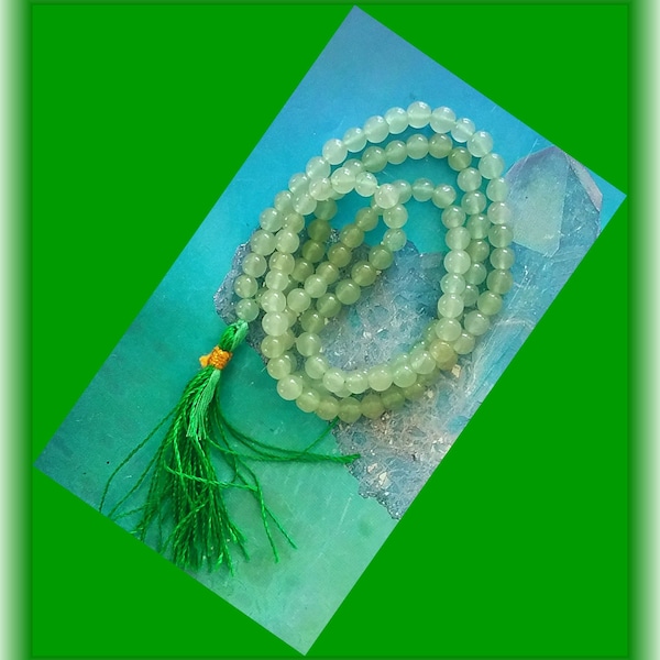 Green AVENTURINE JAPA MALA,Handmade Green Aventurine Crystal Japa Mala, Stunning 30" Green Aventurine Necklace With 108 Prayer Beads