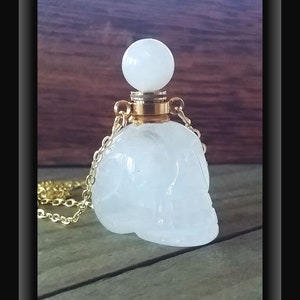Urn Necklace, CRYSTAL Quartz SKULL URN Necklace, Skull Cremation Ash Urn Pendant Necklace, Gemstone Memorial, Ashes Keepsake, Crystal Urn