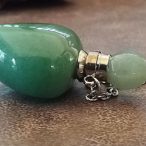 Crystal Urn Necklace, Jade Heart Urn Necklace, Cremation Jewelry, GREEN JADE Crystal Ashes Keepsake, Gemstone Memorial