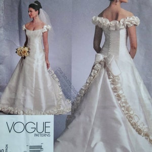 Vogue 1095  Misses&#39; Bellville Sassoon Wedding gown pattern - floor length with pleated ruffled trim  UNCUT FF (2009)  *K4664