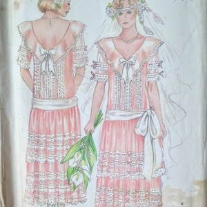 New Look 6361 Misses&#39; 1920&#39;s Flapper style dress pattern with v-neck & back, trimmed with lace and ribbon  UNCUT FF (1980s)  K5378