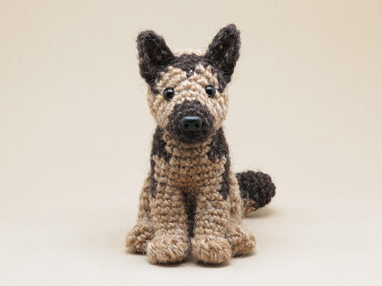 38 German Shepherd Crochet Patterns for Amigurumi, Decor, and Dog Lover Gifts 15 Crochet pattern for Doerak