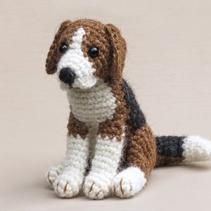 Crochet pattern for Hambea, realistic crochet beagle dog amigurumi - Instant download PDF File