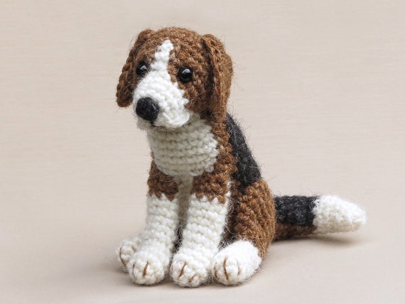 Hambea のかぎ針編みパターン、リアルなかぎ針編みビーグル犬