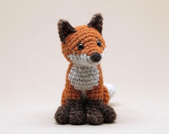 Crochet pattern for Young Flamsie, realistic crochet fox - Instant download PDF File