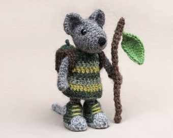 Crochet pattern for Trin the adventurer crochet mouse amigurumi - Instant download PDF File
