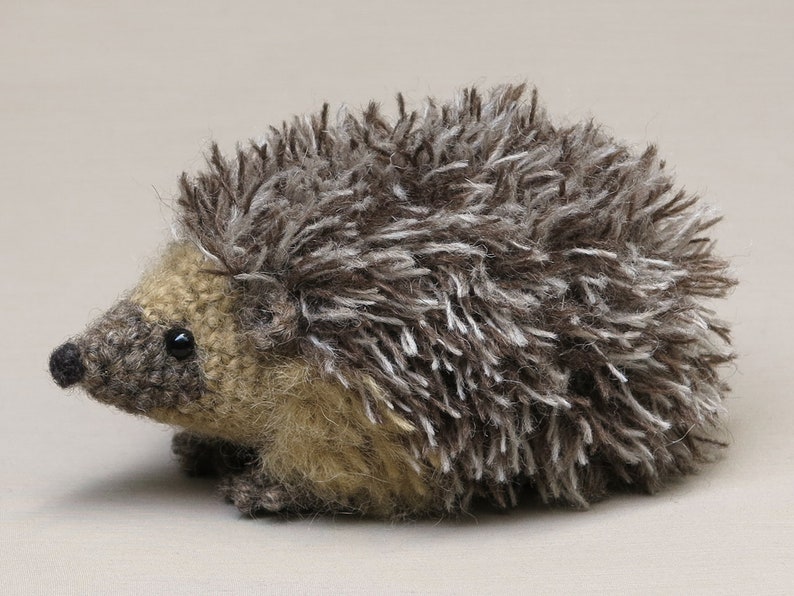 Crochet pattern for realistic crochet hedgehog amigurumi Instant download PDF File image 4