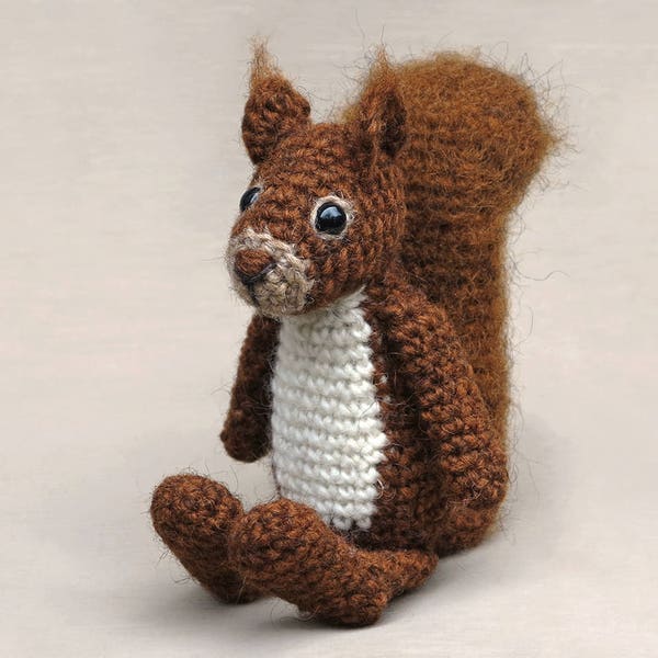 Crochet pattern for Floro the crochet red squirrel amigurumi - Instant download PDF File