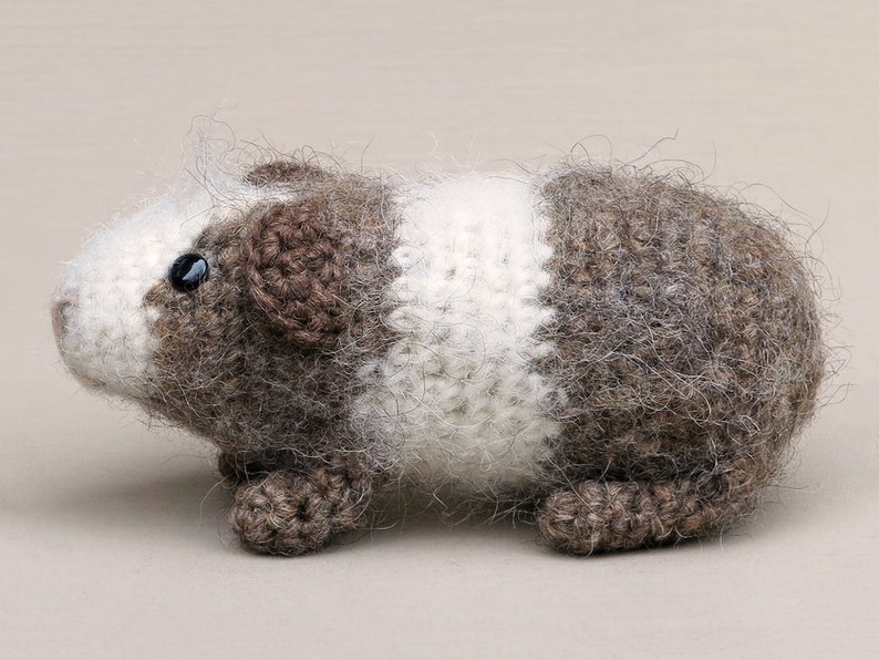 Crochet pattern for Cake, amigurumi crochet guinea pig Instant download PDF File image 1