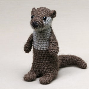 Crochet pattern for Bubbly the crochet otter amigurumi Instant download PDF File zdjęcie 1