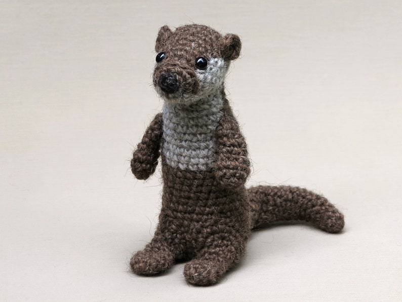 Crochet pattern for Bubbly the crochet otter amigurumi Instant download PDF File zdjęcie 1