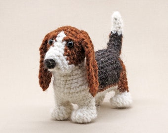 Crochet pattern for Sjuffel, realistic Basset Hound dog amigurumi - Instant download PDF File