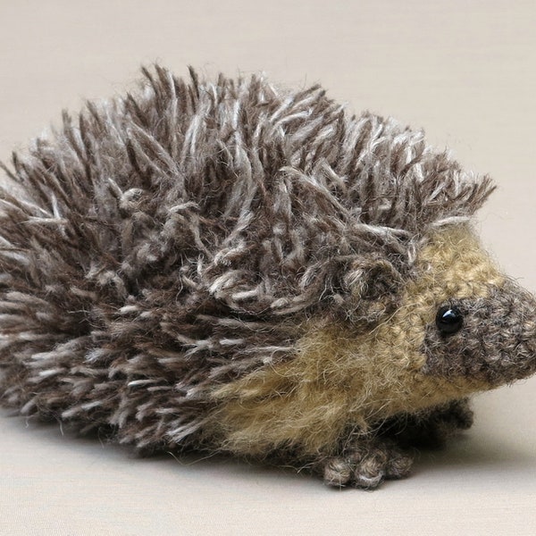 Crochet pattern for realistic crochet hedgehog amigurumi - Instant download PDF File