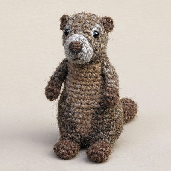Crochet pattern for Monty the realistic crochet marmot aka groundhog amigurumi - Instant download PDF File