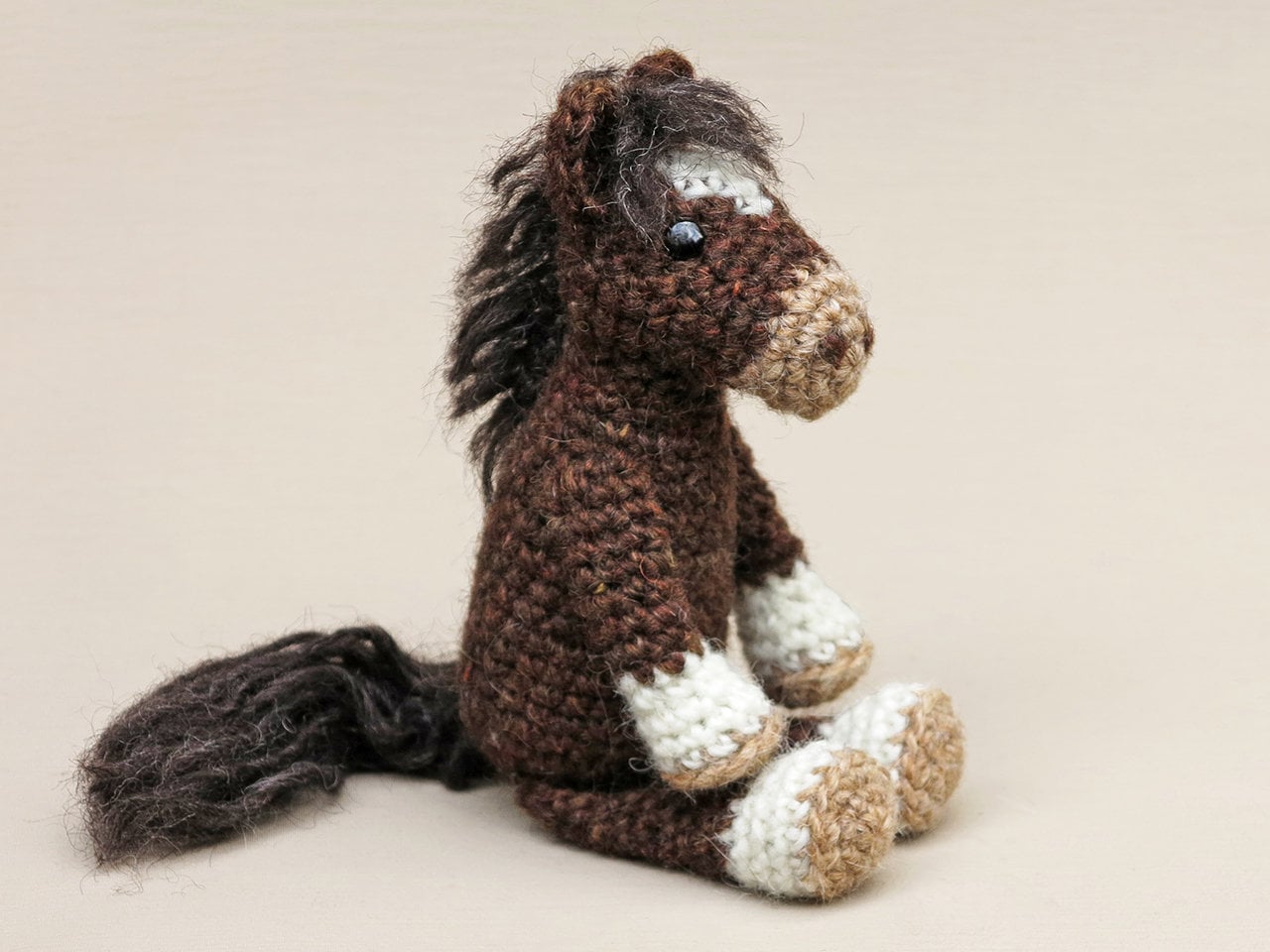 37 Horse Crochet Patterns: Amigurumi Horses, Ponies, Hobbyhorses, and More 27 Crochet pattern for Windu the realistic crochet horse