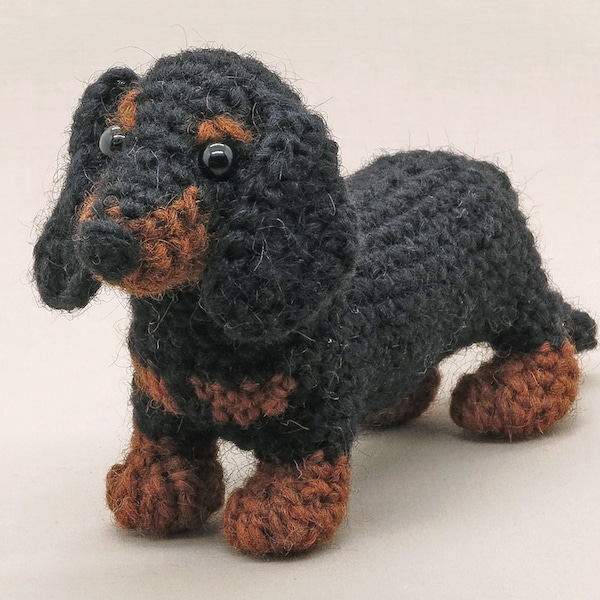 Häkelanleitung für Toki, realistisches Häkel-Miniatur-Dackel-Hund-Amigurumi – Sofortiger Download als PDF-Datei