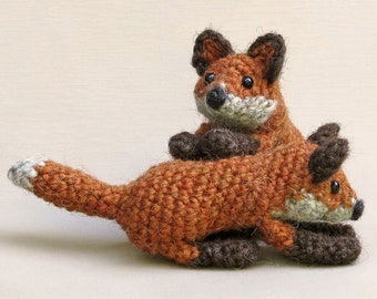 Crochet pattern for little realistic amigurumi foxes  - Instant download PDF File