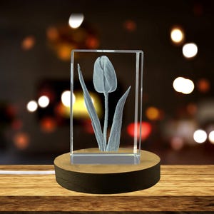 Elegant Bloom: 3D Engraved Crystal Tulip
