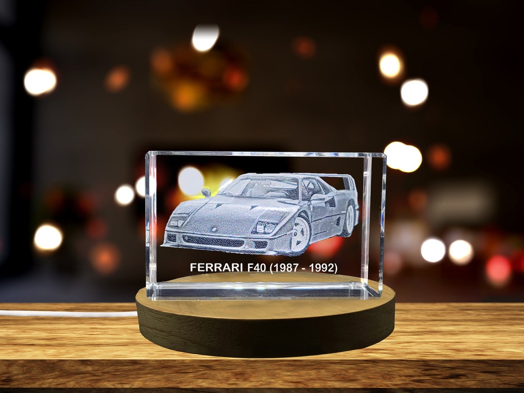 Ferrari California 3D 立体 ポスター 中古 大判 The Legend Unleashed: Ferrari F40 (1987–1992) - Recognition 3D