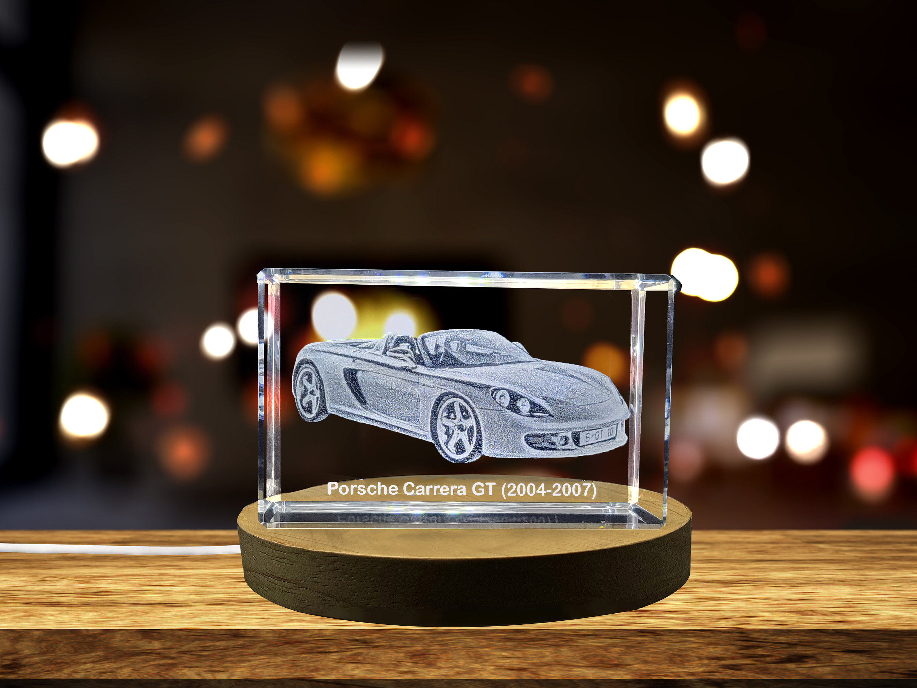 Pure Performance: Porsche Carrera GT (2004-2007) - 3D Engraved