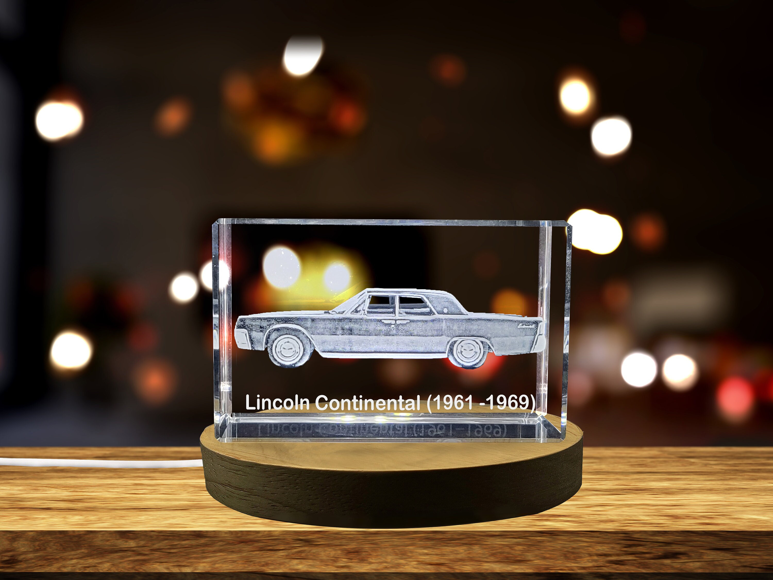 Ponadczasowy luksus: Lincoln Continental (1961–1969) – hołd z grawerowanym kryształem 3D