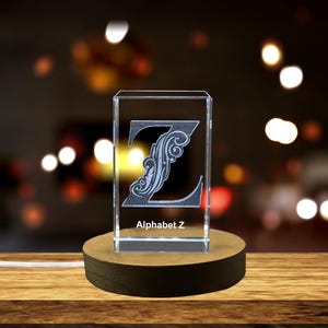 Cristal 3D único grabado con la letra Z del alfabeto: un regalo de recuerdo especial