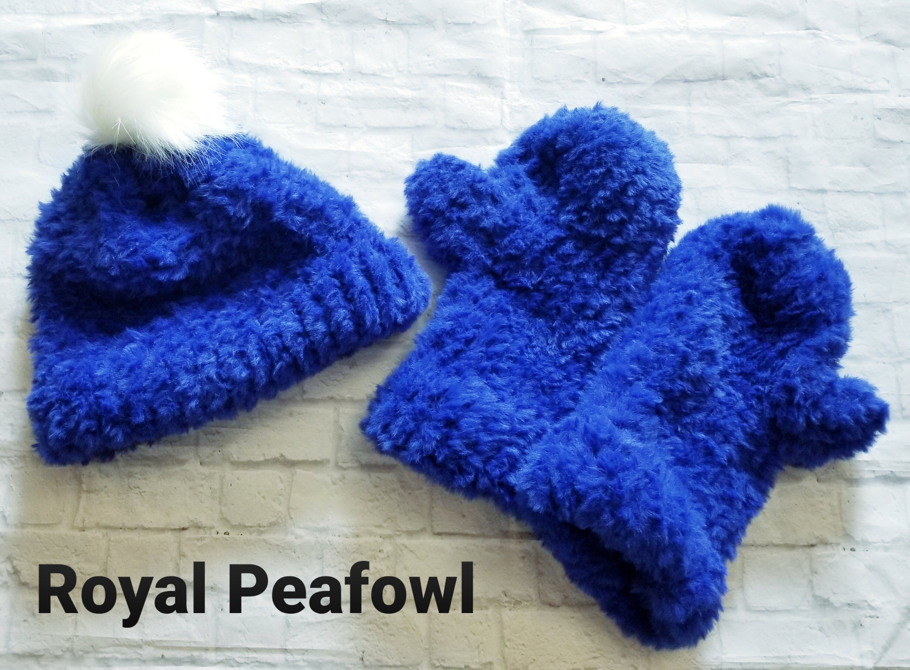 Loom knit, faux fur hat and mitten set. "Royal Peafowl" (blue). Winter hat and mittens set.