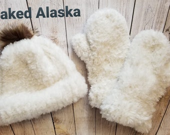 Loom knit, faux fur hat and mitten set. &quot;Baked Alaska&quot; (white/cream). Winter hat and mittens set.