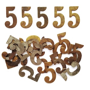 ONE Antique Five, Numero 5, Autentico Shabby Brass Numero Cinque. Numero della stanza / Numero del tavolo #6A9G4K7