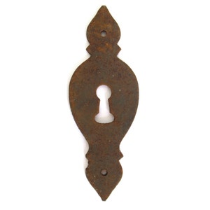 1 (One) Rusty keyhole cover, frame, metal Escutcheon. #904G13K6