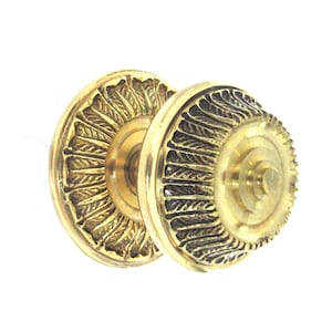 Vintage brass front door knob, new old stock - 3 inch knob - front door hardware. #9C5G64K8
