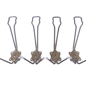 Vintage wire wall hooks, set of 4 coat hooks. #969G75K6