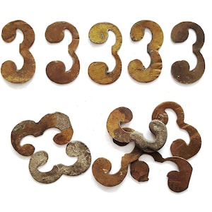 ONE Antique Three, Numero 3, Autentico Shabby Brass Numero Tre. Numero della stanza / Numero del tavolo #6A9G4K6
